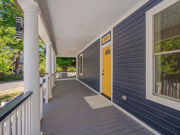 4th image of 111 Virginia Ave
