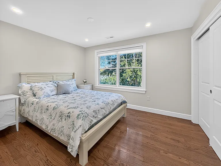 16 Walsh Rd — Photo 35