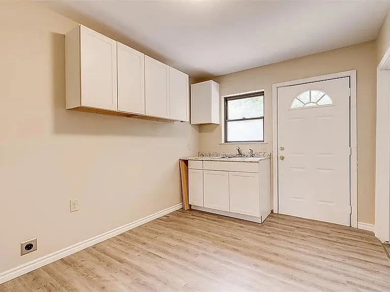 1316 Royster Rd — Photo 16
