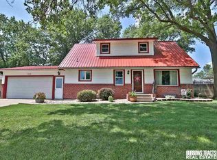 1379 Thorne St, Syracuse, NE 68446