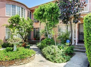 134 S Sweetzer Ave, Los Angeles, CA 90048
