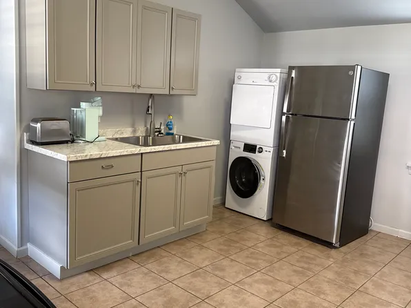 (undisclosed Address), Gretna, LA 70053