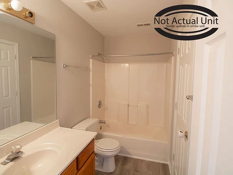 1638 High Quest Cir — Photo 16