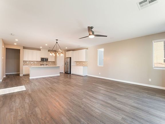 4th image of 10765 Mulholland Ave