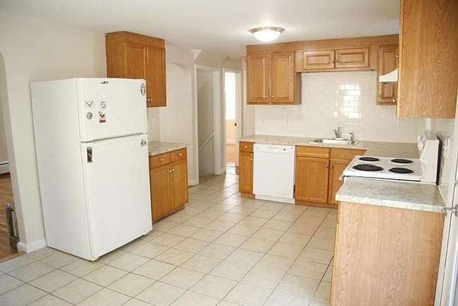 2nd image of 1 Harnden Ave #1