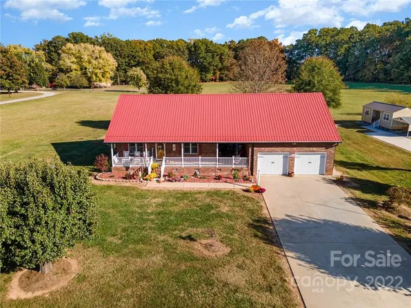 1185 W Park Dr, Rockwell, NC 28138