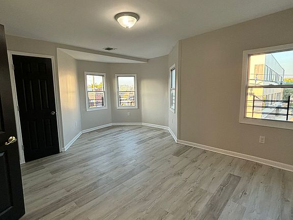 2nd image of 427 S 12th St Floor 3
