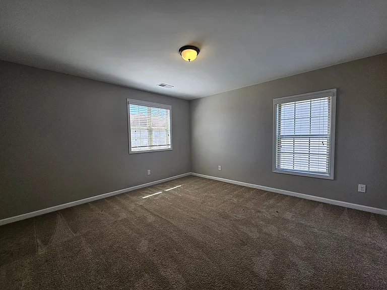 669 Pine Lilly Dr — Photo 17