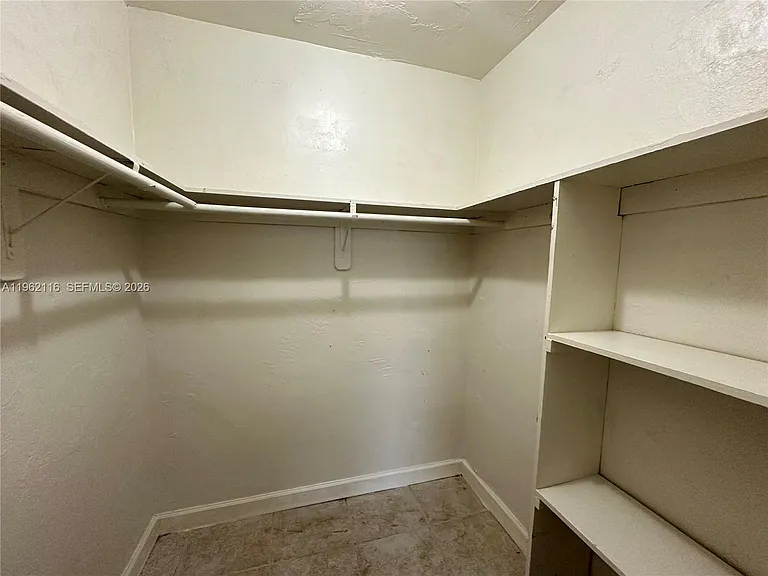 1008 NW 45th Ave #9 — Photo 10