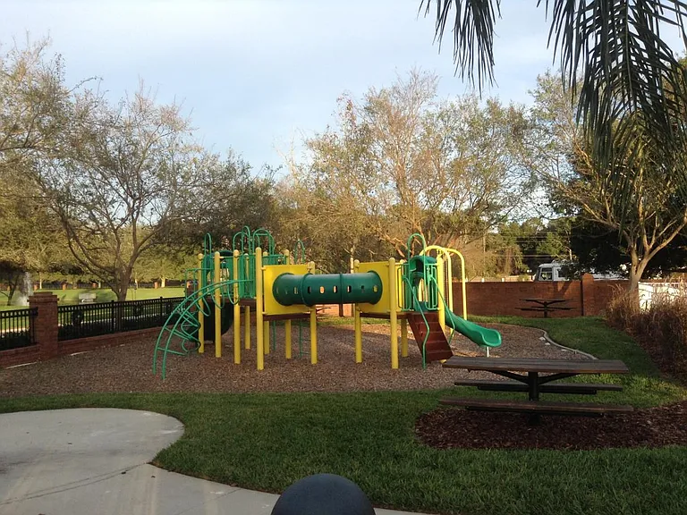 5039 Pineland Ln — Photo 14