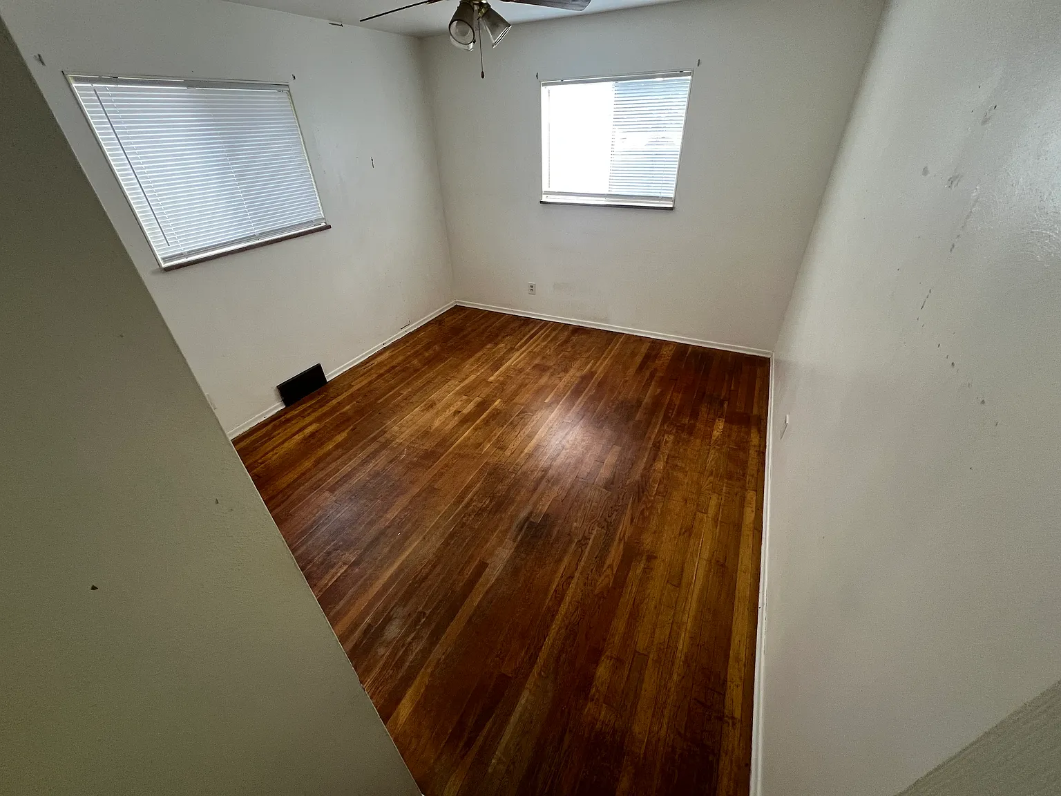 2 bed, 805 sqft, $1,500 — Photo 3