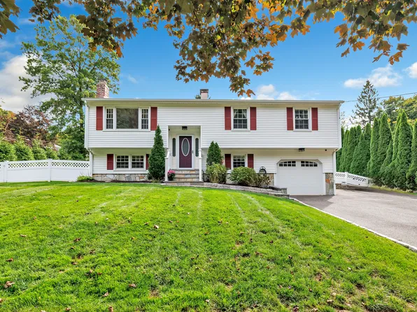 99 Timber Trail, Milford, CT 06460