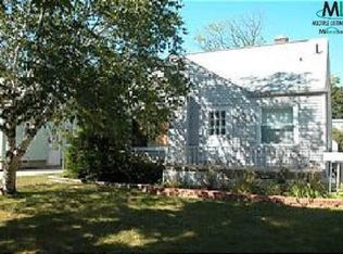 14040 Talbot St, Oak Park, MI 48237
