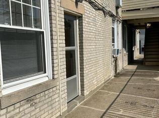 304 Washington Ave #A, Chelsea, MA 02150