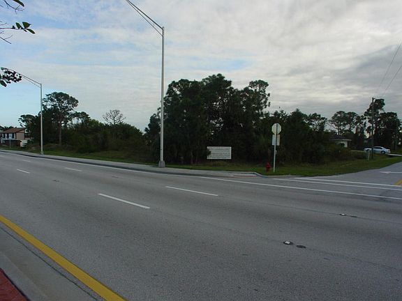 2nd image of 1466 SE Port Saint Lucie Blvd