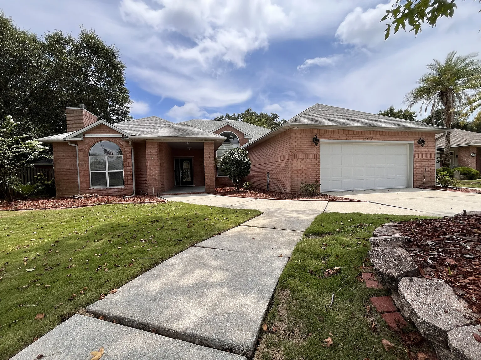 3 bed, 2605 sqft, $3,100 — Photo 1