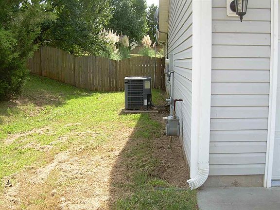 2nd image of 117 Templewood Ct
