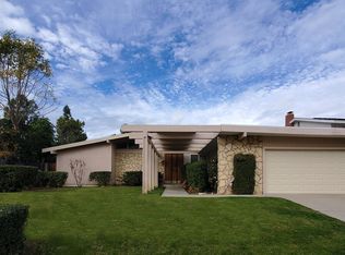 22619 Paul Revere Dr, Calabasas, CA 91302