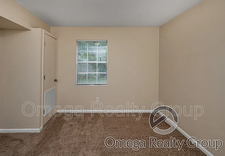 2020 High School Rd #A — Photo 19
