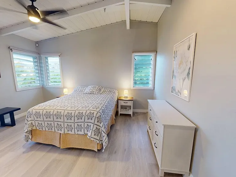 100 N Kalaheo Ave — Photo 21