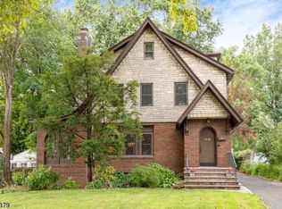 19 Wellesley Rd, Maplewood, NJ 07040