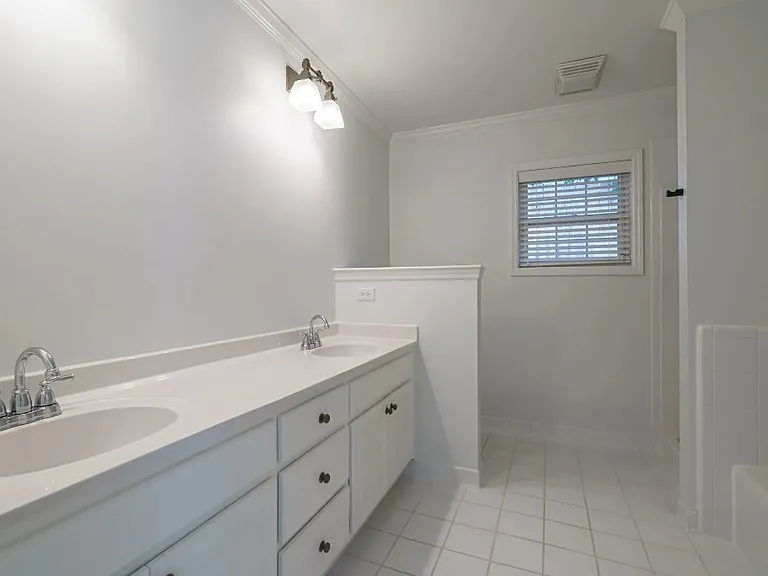 340 Allison Dr NE — Photo 14