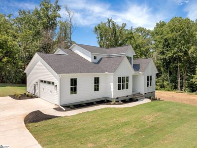 299 Pine Hills Rd, Woodruff, SC, 29388