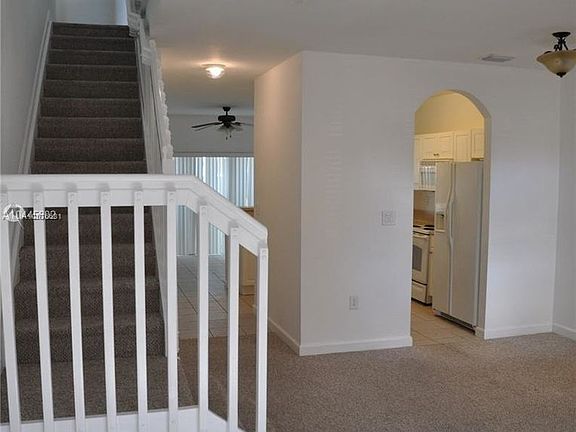 2nd image of 1420 NE 33rd Ave #106-15