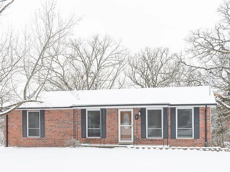 2113 Melody Dr — Photo 1