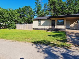 3322 NW 30th St, Fort Worth, TX 76106