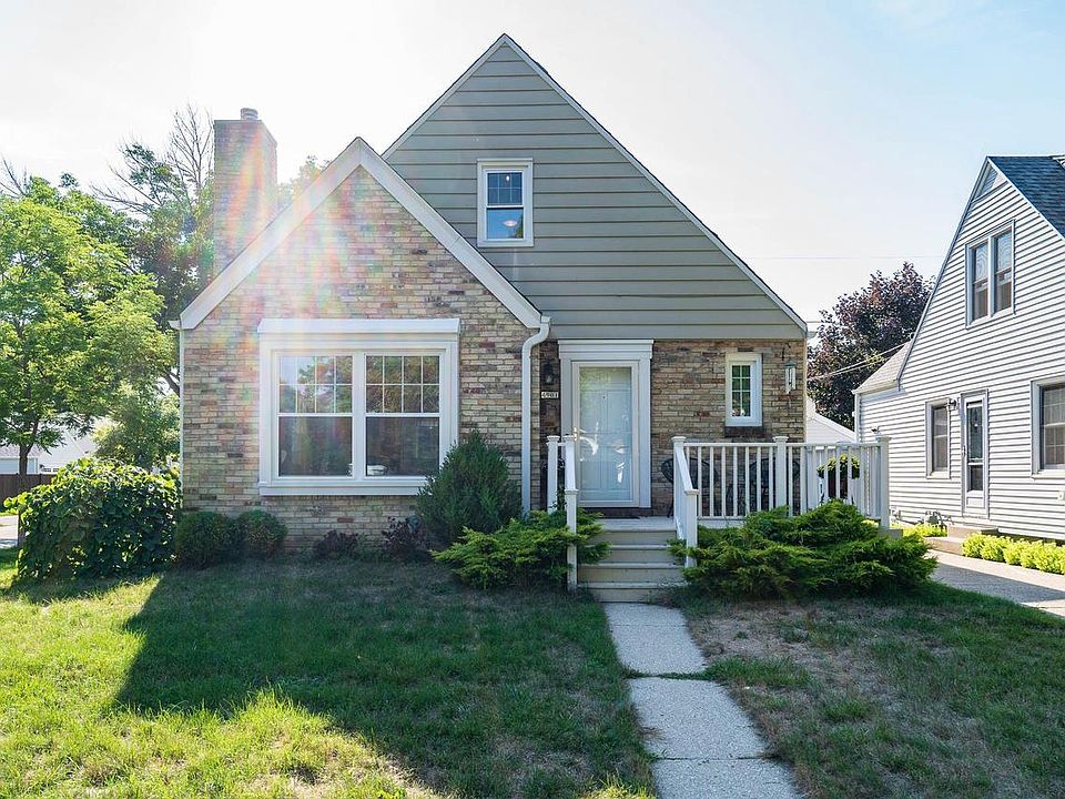1st image of 4901 North Idlewild AVENUE