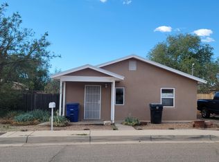 2712 Zickert Rd NW, Albuquerque, NM 87104