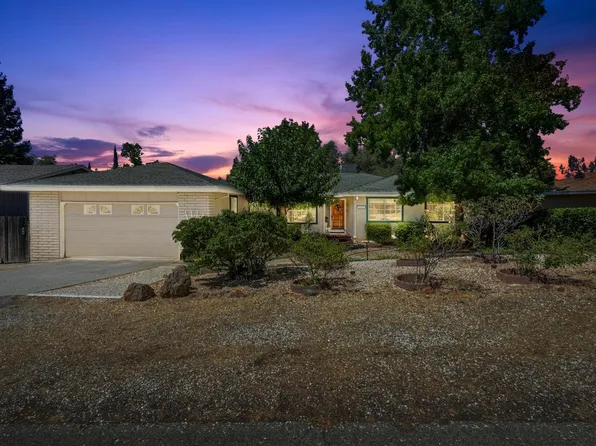 12627 Highland Dr, Auburn, CA 95603