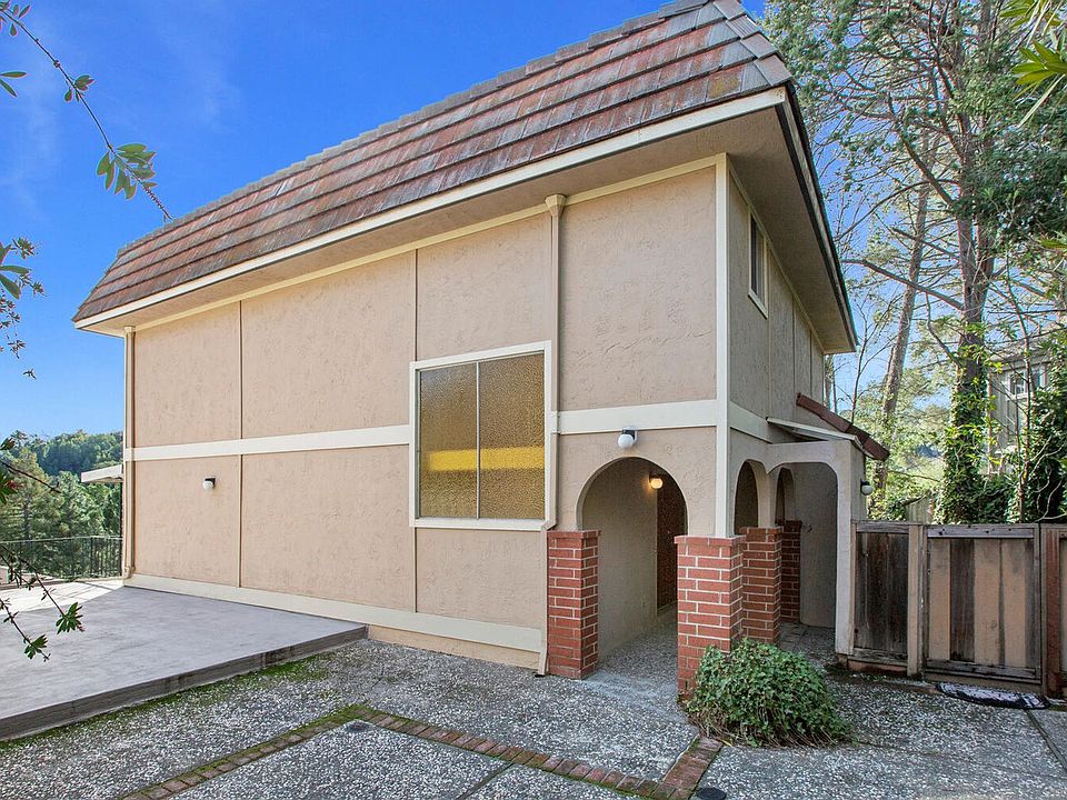 1st image of 2032 Ascot Dr #C