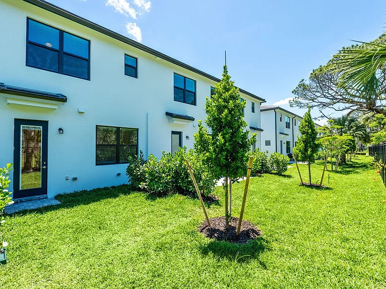 4291 Lantana Rd — Photo 14