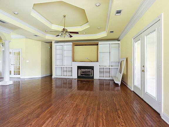 3rd image of 1163 Cordoba Dr