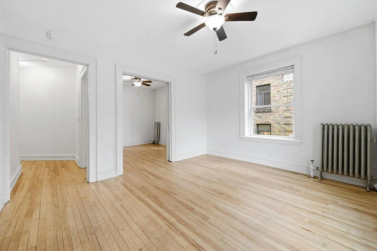 2 bed, 1.0 bath, 1100 sqft, $1,695 — Photo 4
