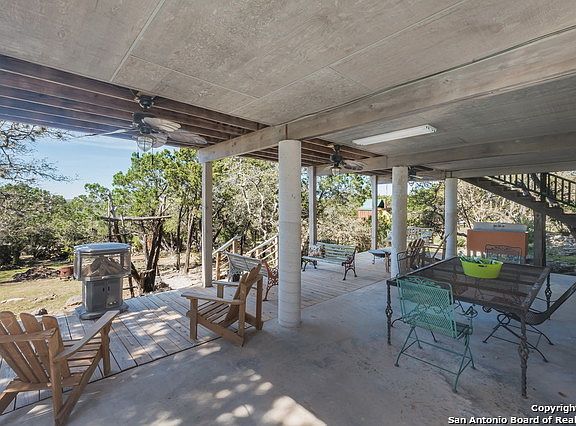 5th image of 2022 Canyon Lake Dr