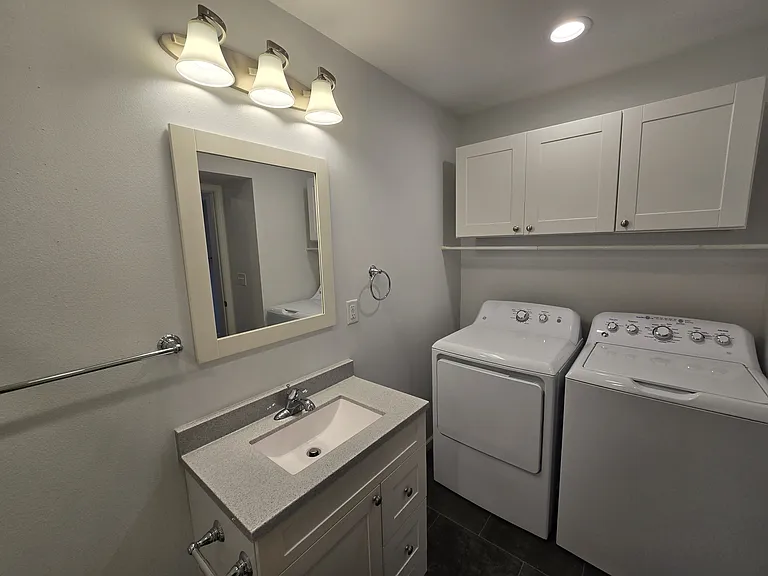 904 W Welsh St #A — Photo 17