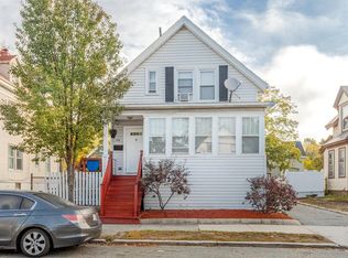 89 Empire St, Lynn, MA 01902