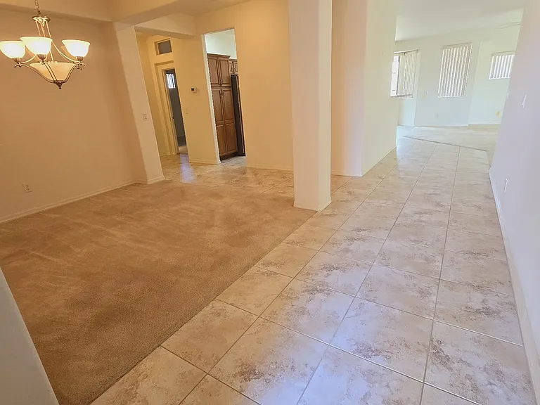 25546 W Saint James Ave — Photo 10