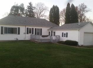 106 Center St, Hamilton, IN 46742