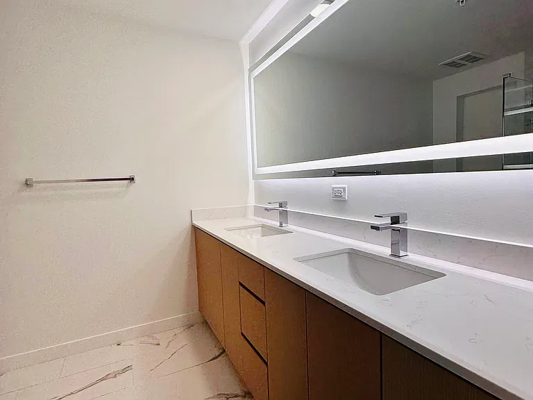 1648 NE 124th St #339 — Photo 8