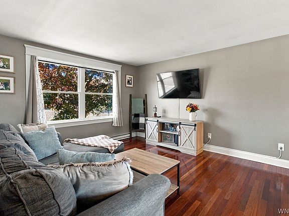 4th image of 48 Longs Ln
