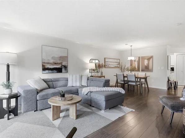 1121 Oscar St #302, Victoria, BC V8V 2X3