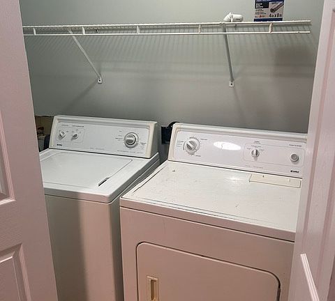 4th image of 438 Beauregard Cir