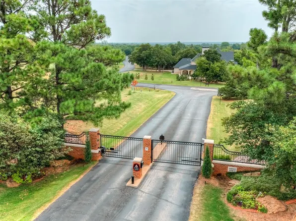 3201 Oakdale Ridge Ct #8, Edmond, OK 73013