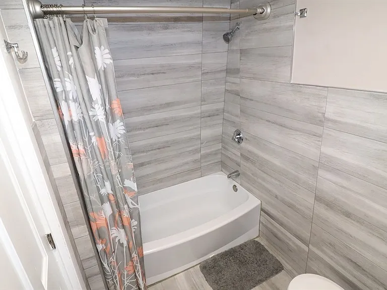 44 South St #7 — Photo 10