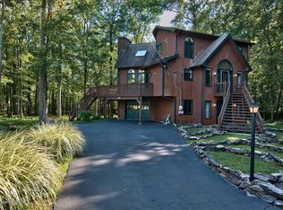 1247 Woodland Ct, East Stroudsburg, PA