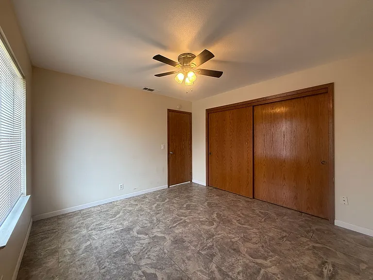1105 S Jeffrey Ct — Photo 16